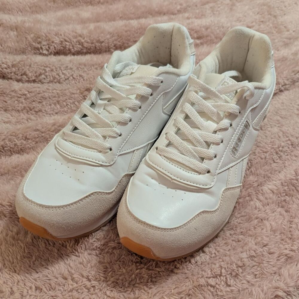 Women's Reebok Classic Harman Run Sneakers - White / Off-White / Gum Size 10